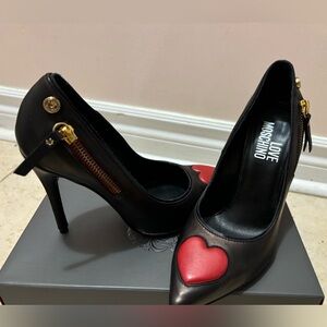 Love Moschino Black Heart Pumps